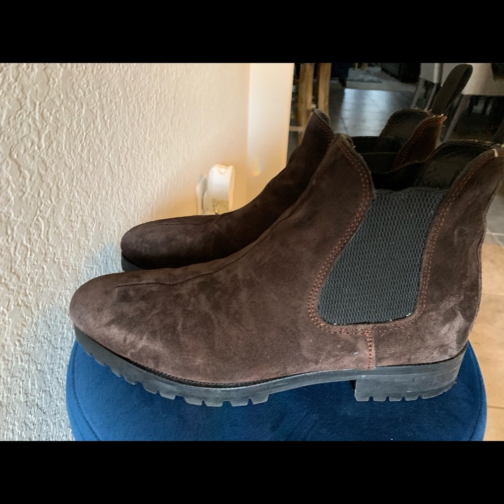 CHELSEA BOOT